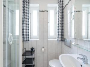 Ostseeurlaub zu Zweit - Ferienwohnung in Sellin mit Balkon