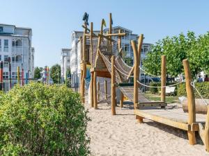 Ostseeurlaub für 2 - Ferienwohnung in Sellin mit Balkon