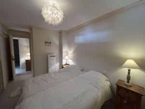 Appartement spacieux, parking inclus - 8 pers. - FR-1-180-682