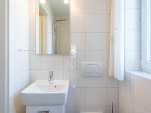 Ferienwohnung für Zwei in Sellin mit Balkon und WLAN