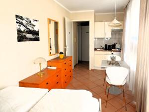 Moderne Ferienwohnung in Sellin mit Balkon, WLAN und AHOI-Rabatt