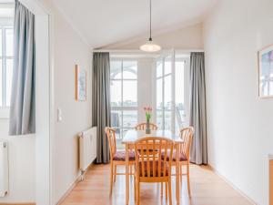 Geräumige Ferienwohnung mit Balkon und WLAN in Sellin