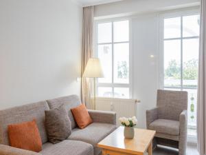 Moderne helle Ferienwohnung mit Balkon in Sellin