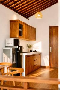 Ubud Forest View Villa with Private Pool & Kitchen