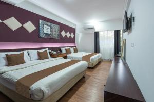 Grand Orchard Hotel Premier