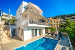 Villa Kumru Luxury Vacation Experience with a Sea View in Kalkan