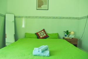 Ngôi nhà bên cạnh bãi biển, NỒM HOME