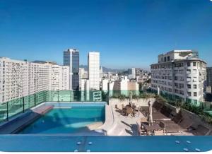 Apartamento completo e moderno com ar condicionado e piscina no centro do RIO