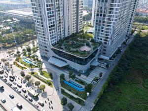 Vinhomes West Point Luxury Studio Apartment