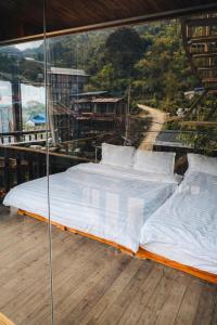 Ơ MÂY ZING Homestay
