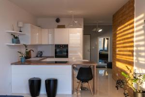 Apartament SKYSCRAPPER z widokiem na panoramę Warszawy