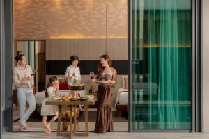 The Gems Mining Pool Villas Pattaya