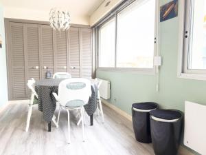 Appartement plein centre avec parking secure
