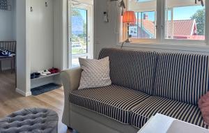 Lovely Home In Habo With House Sea View