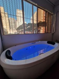 Quarto exclusivo para homens em um estúdio de massagem