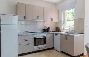 Gorgeous Home In Sinj With Private Swimming Pool, Can Be Inside Or Outside