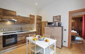 Awesome Apartment In Edolo With Wifi