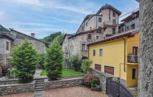 Awesome Apartment In Edolo With Wifi
