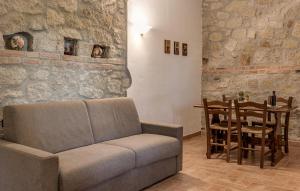 Pet Friendly Apartment In Roccastrada With Wifi