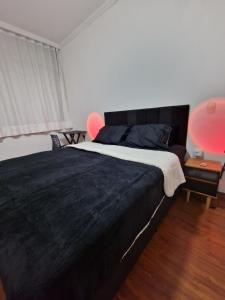 Quarto exclusivo para homens em um estúdio de massagem