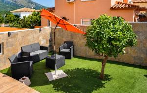 Awesome Home In Vandellos