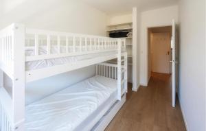 Lovely Apartment In Oostende With House Sea View