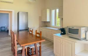 Cozy Home In Costa Rei With Wifi