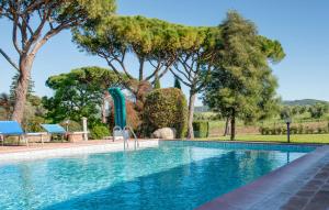 Pet Friendly Apartment In Roccastrada With Wifi