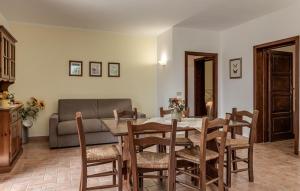 Pet Friendly Apartment In Roccastrada With Wifi