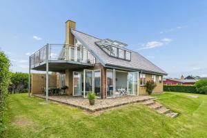 Lovely Cottage With Amazing Sea View