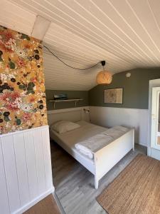 Cozy Holiday Home Near The Beach