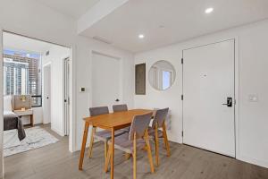 Sky Estate Penthouse- Pool Parking Amenities