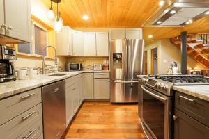 Silver Peak Lodge