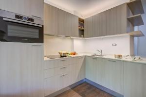 Studio La Finestra Sulle Piste with Balcony and Garage - Happy Rentals