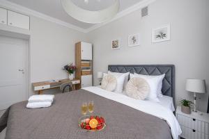 Lumina I 3-room Apartment near the Warszawianka Water Park I Metro