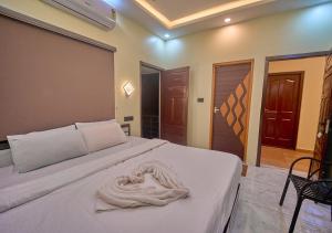 De Waves Varkala by VOYE HOMES - Just 1 Km from Varkala Cliff and Beach