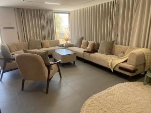 Apex Hills تلال القمة