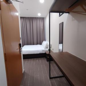 Swing & Pillows - Frame Hotel Pudu, Kuala Lumpur