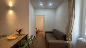 Guesthouse Via Del Teatro Station