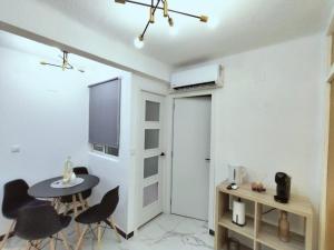 Renovated Studio Near Alicante City Center