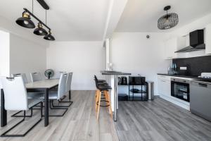 Elegant 2BDR Apt near Paris and La Defense