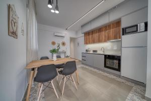 Zaklin home 1