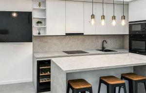 2 Bedroom Pet Friendly Apartment In Mimice