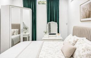 2 Bedroom Pet Friendly Apartment In Mimice
