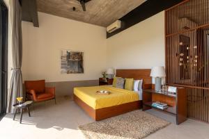 amã Stays & Trails- Casa Riviere, Karjat