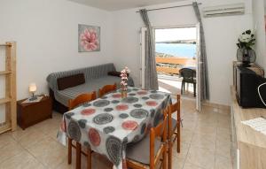 Lovely Apartment In Kustici With House Sea View