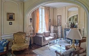 Lovely Home In Clef Vallée Deure