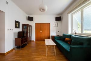 Nowy Świat Sunny Side Apartment by BookingHost