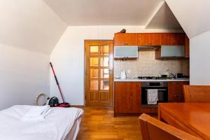 Heart of Gdańsk Mariacka Apartment by BookingHost