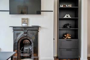 Comfortable 3 bed house near Bedgrove park